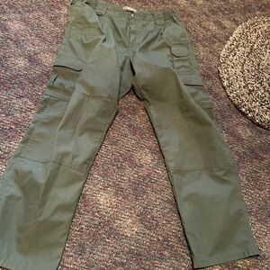 5.11 Tactical Series 40x32 Cargo Ripstop Pockets Green Khaki